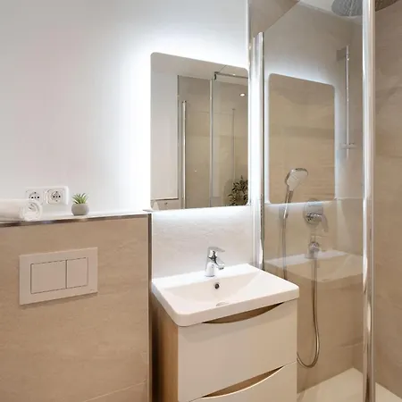 Apartment Muschelschnecke Mit Balkon Im Kaiserhof 3 *