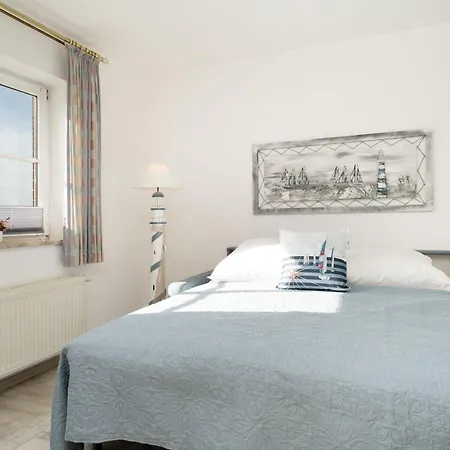 Apartment Muschelschnecke Mit Balkon Im Kaiserhof 3 Kellenhusen