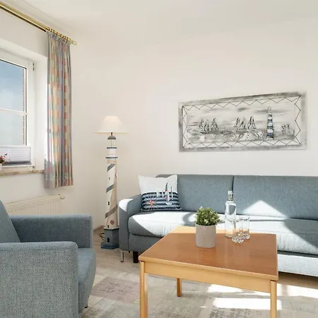 Muschelschnecke Mit Balkon Im Kaiserhof 3 *